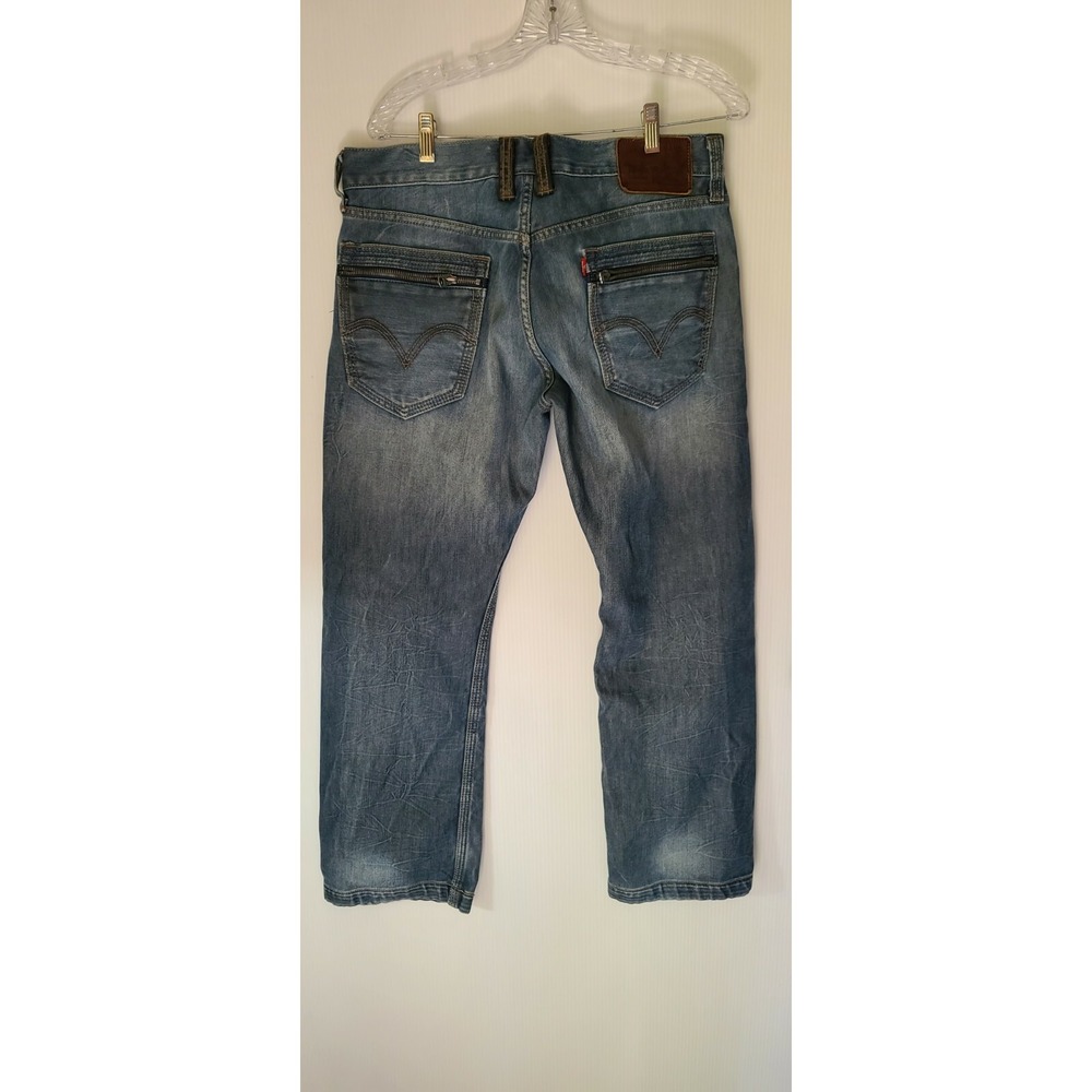 Levi's Regular Fit Men's Jeans Size 35/28 Medium Wash Denim Blue @60 very rare
